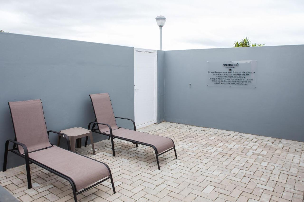 Namaste Spacious Studio Apartment Langebaan Exterior photo